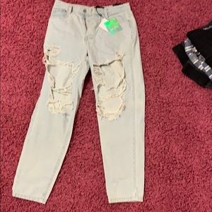 never worn: mom jeans!